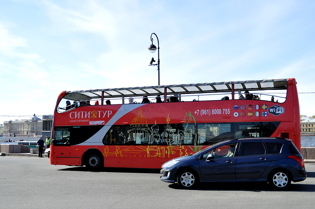 Экскурсии на автобусах City Tour Сити Тур в Санкт-Петербурге