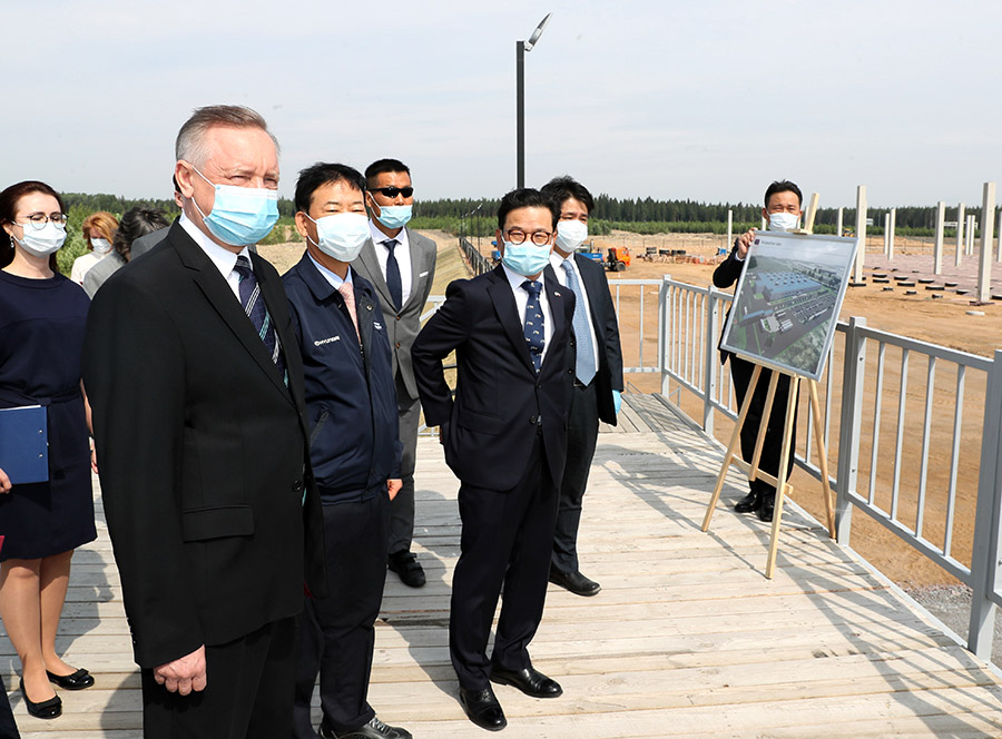 Губернатор на церемонии открытия строительства завода автомобильных двигателей Хендэ
